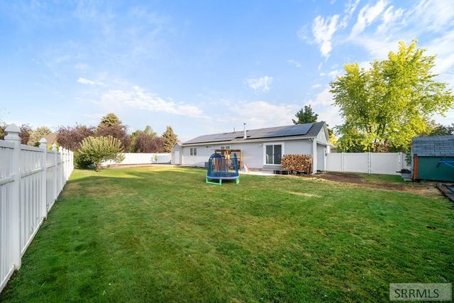 2175 Cabellaro Drive, Ammon, ID 83406