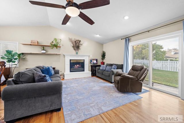 2175 Cabellaro Drive, Ammon, ID 83406