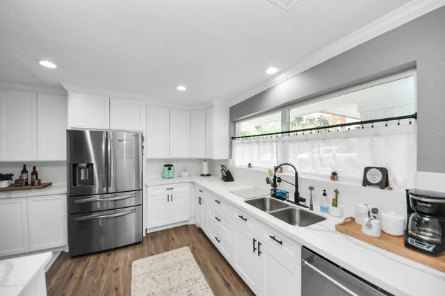 3714 Quail Meadow Drive, Missouri City, TX 77459