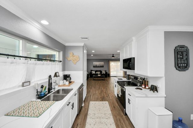 3714 Quail Meadow Drive, Missouri City, TX 77459