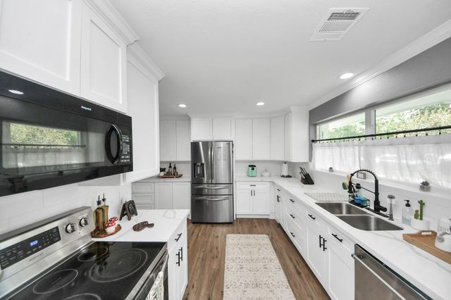 3714 Quail Meadow Drive, Missouri City, TX 77459