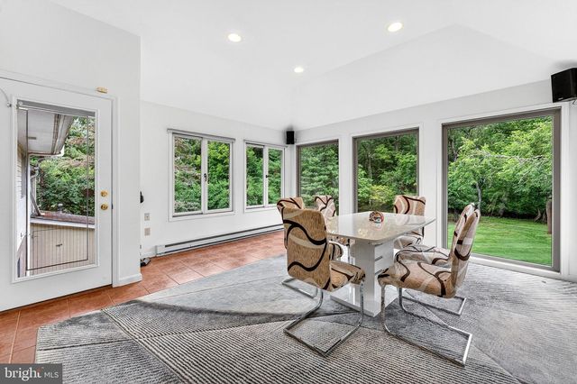 61 BROADRIPPLE DR, Princeton, NJ 08540
