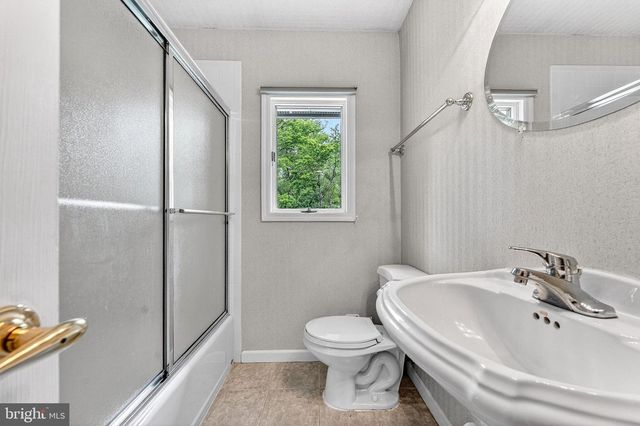 61 BROADRIPPLE DR, Princeton, NJ 08540