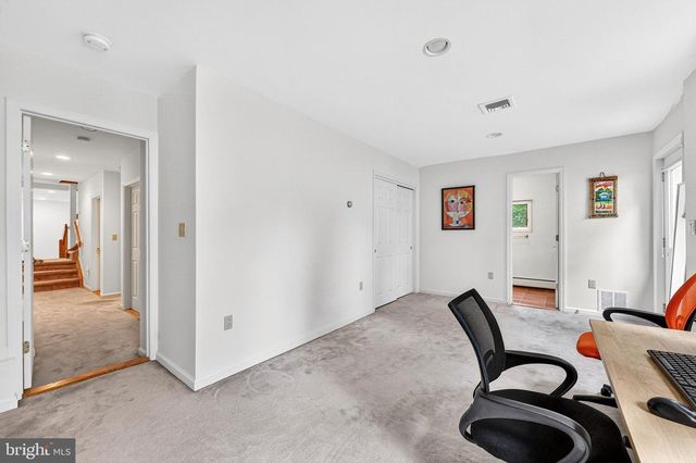 61 BROADRIPPLE DR, Princeton, NJ 08540