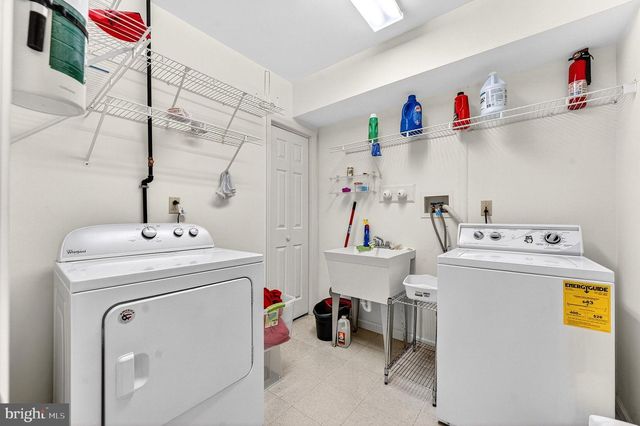 61 BROADRIPPLE DR, Princeton, NJ 08540