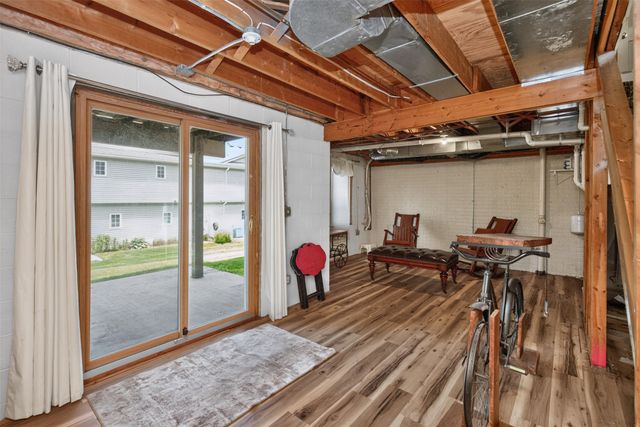 6001 Creston Avenue 23, Des Moines, IA 50321