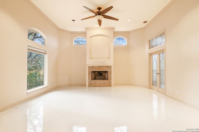 18722 CALLE CIERRA, San Antonio, TX 78258