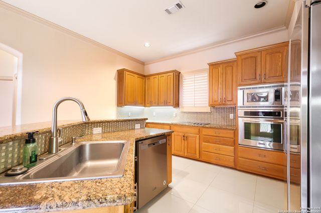 18722 CALLE CIERRA, San Antonio, TX 78258