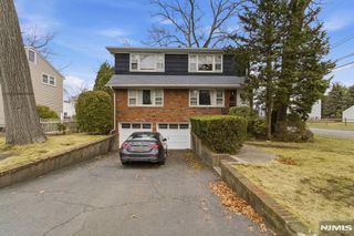 90 Cortland Place Flr 2, Tenafly, NJ 07670