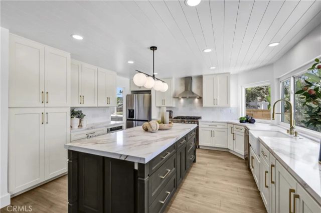 27021 Moro Azul, Mission Viejo, CA 92691