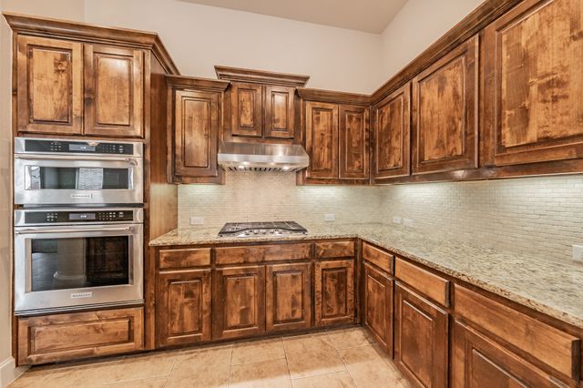 9905 Eddleman Court, Fort Worth, TX 76244