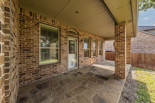 9905 Eddleman Court, Fort Worth, TX 76244