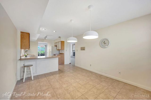 5244 S Eaglesnest Drive, Green Twp, OH 45248