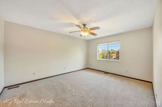 5244 S Eaglesnest Drive, Green Twp, OH 45248