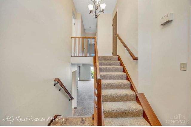 5244 S Eaglesnest Drive, Green Twp, OH 45248