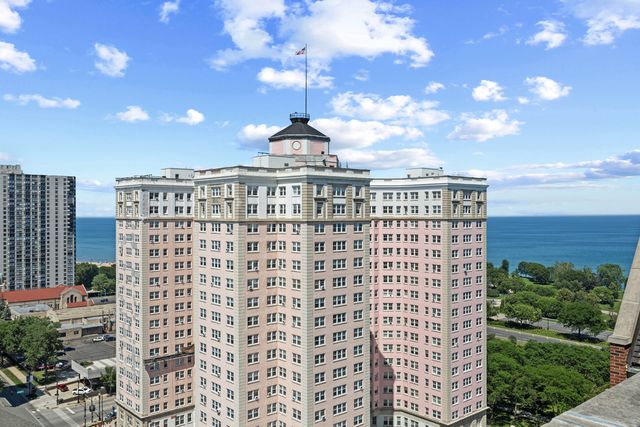 5510 N Sheridan Road 2A, Chicago, IL 60640