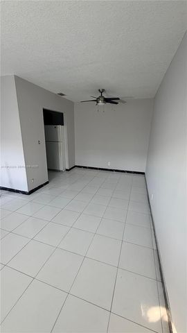 581 Kathy Ln B, Margate, FL 33068