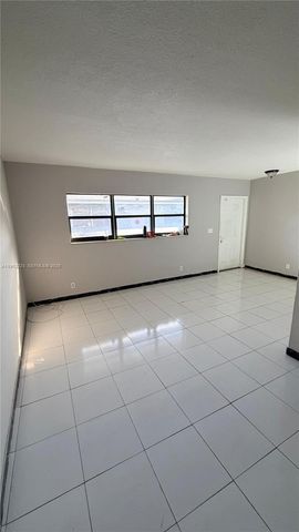 581 Kathy Ln B, Margate, FL 33068