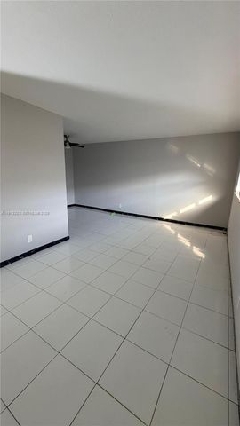 581 Kathy Ln B, Margate, FL 33068