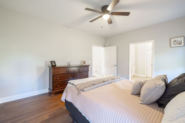 107 Auxley Ct, White House, TN 37188