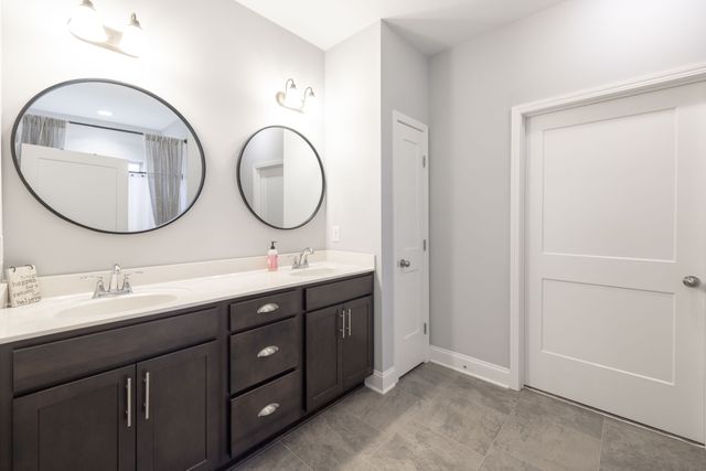 107 Auxley Ct, White House, TN 37188