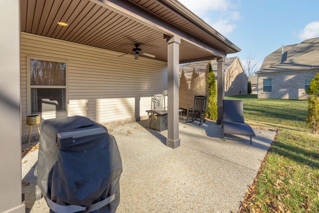 107 Auxley Ct, White House, TN 37188