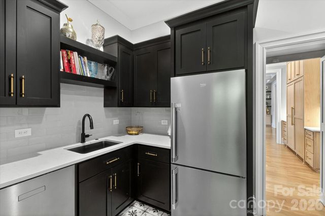 301 Skyecroft Way, Waxhaw, NC 28173