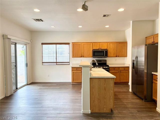 1626 West Hammer Lane, North Las Vegas, NV 89031