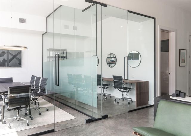 2525 S Lamar BLVD 11, Austin, TX 78704