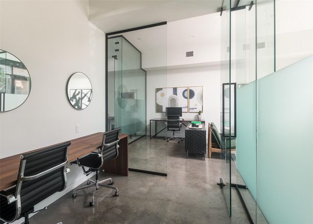 2525 S Lamar BLVD 11, Austin, TX 78704