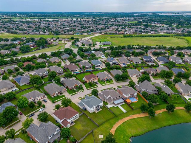 5528 Brazoria Drive, Grand Prairie, TX 75052