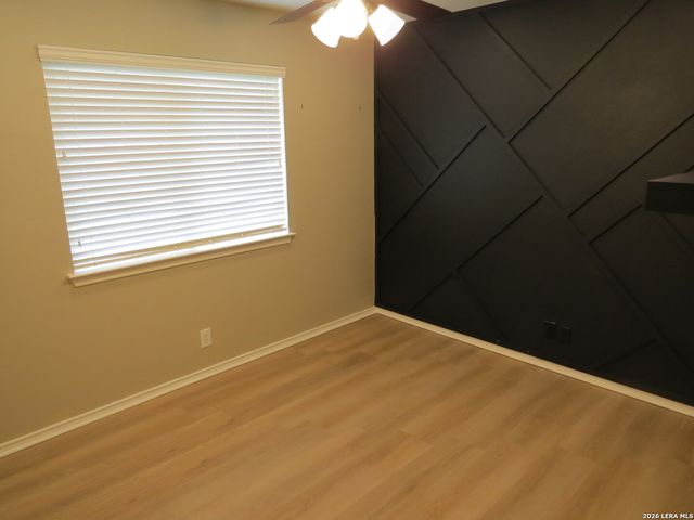 128 Happy Trl, Cibolo, TX 78108