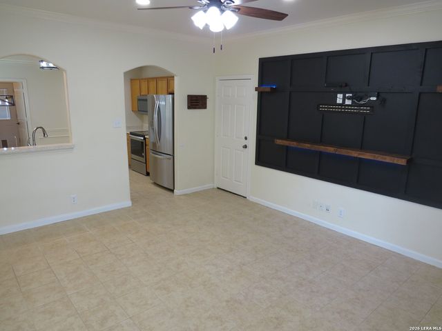 128 Happy Trl, Cibolo, TX 78108