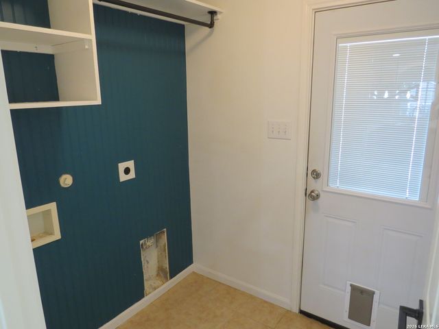 128 Happy Trl, Cibolo, TX 78108