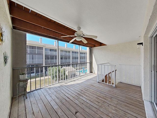 465 PINELLAS BAYWAY S 303, St Petersburg, FL 33715