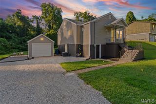 516 Shelly Street, Alton, IL 62002
