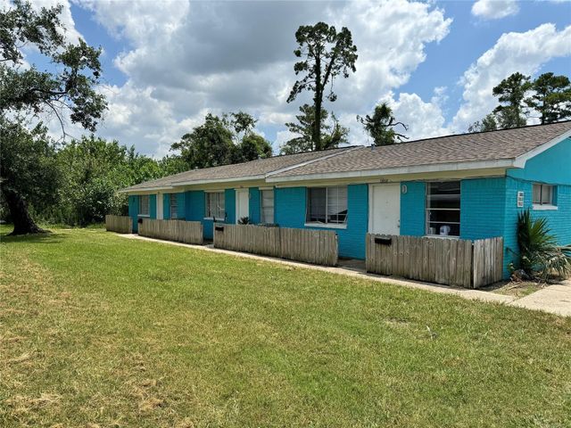 7810 Glass St, Houston, TX 77016