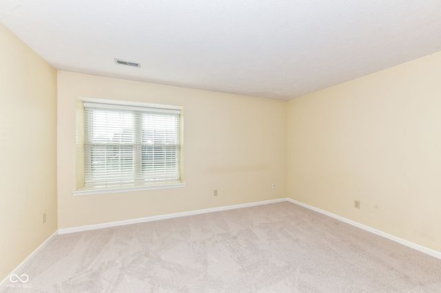 7238 Harbour Isle, Indianapolis, IN 46240