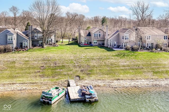 7238 Harbour Isle, Indianapolis, IN 46240