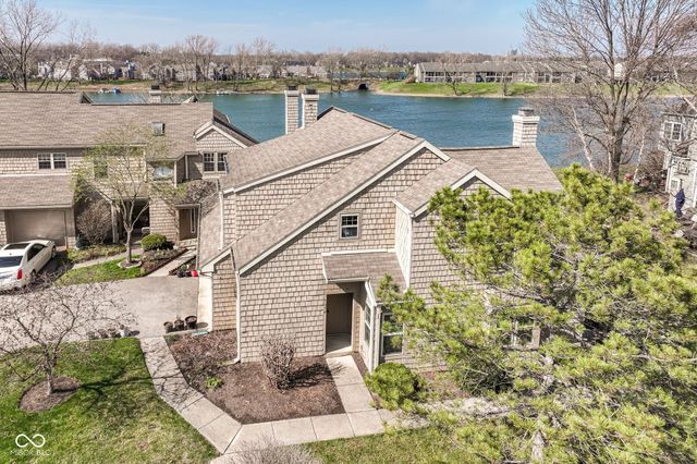 7238 Harbour Isle, Indianapolis, IN 46240