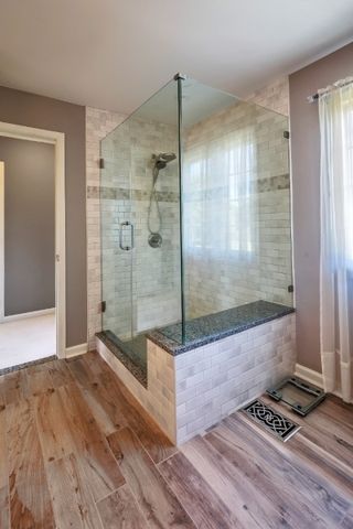 22 Red School House Rd, Clinton Twp., NJ 08833