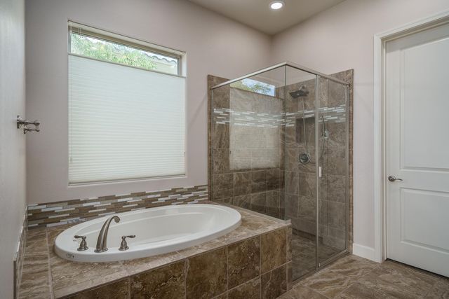 18215 W DESERT SAGE Drive, Goodyear, AZ 85338