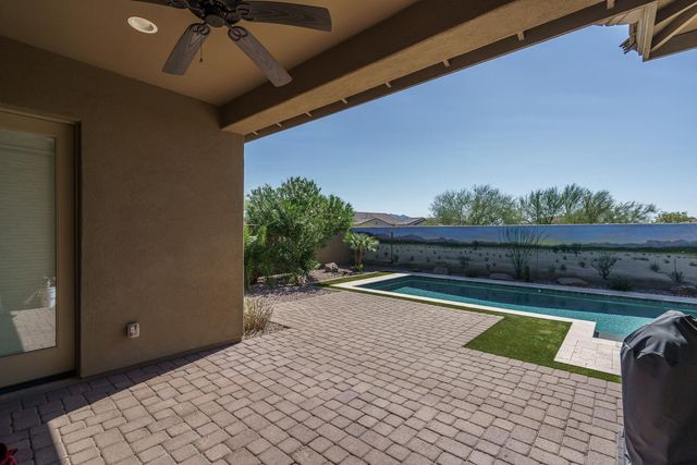 18215 W DESERT SAGE Drive, Goodyear, AZ 85338