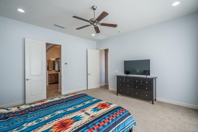 18215 W DESERT SAGE Drive, Goodyear, AZ 85338