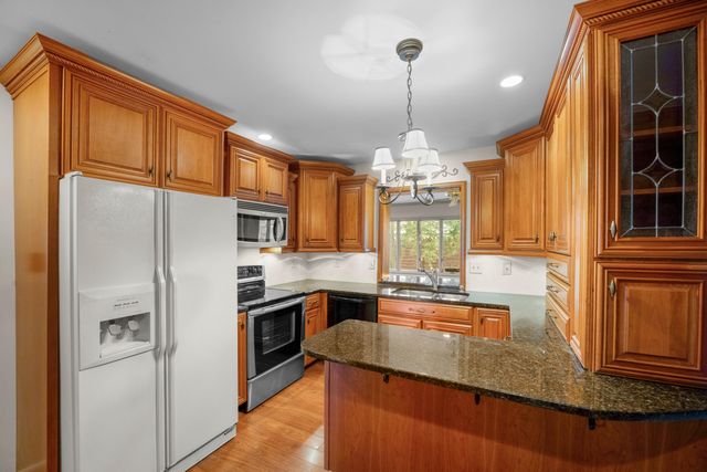 3195 Roxburg Drive, Lexington, KY 40503