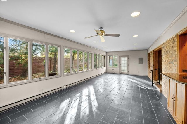 3195 Roxburg Drive, Lexington, KY 40503