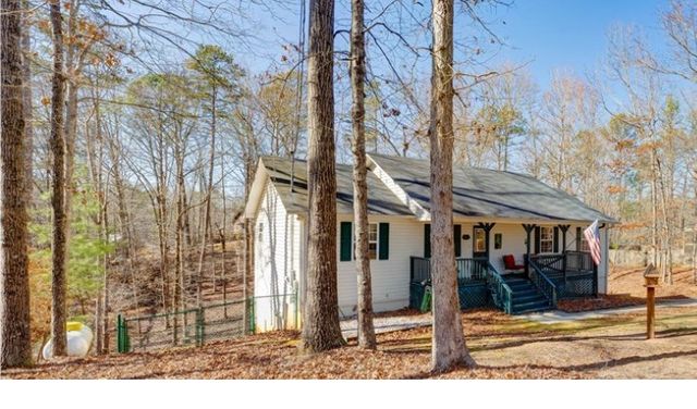 472 Eagle Mountain Drive W, Ellijay, GA 30540