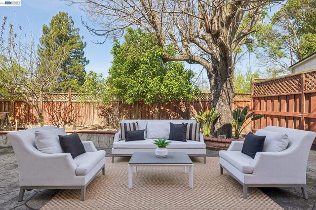 3172 Riviera Way, San Ramon, CA 94583