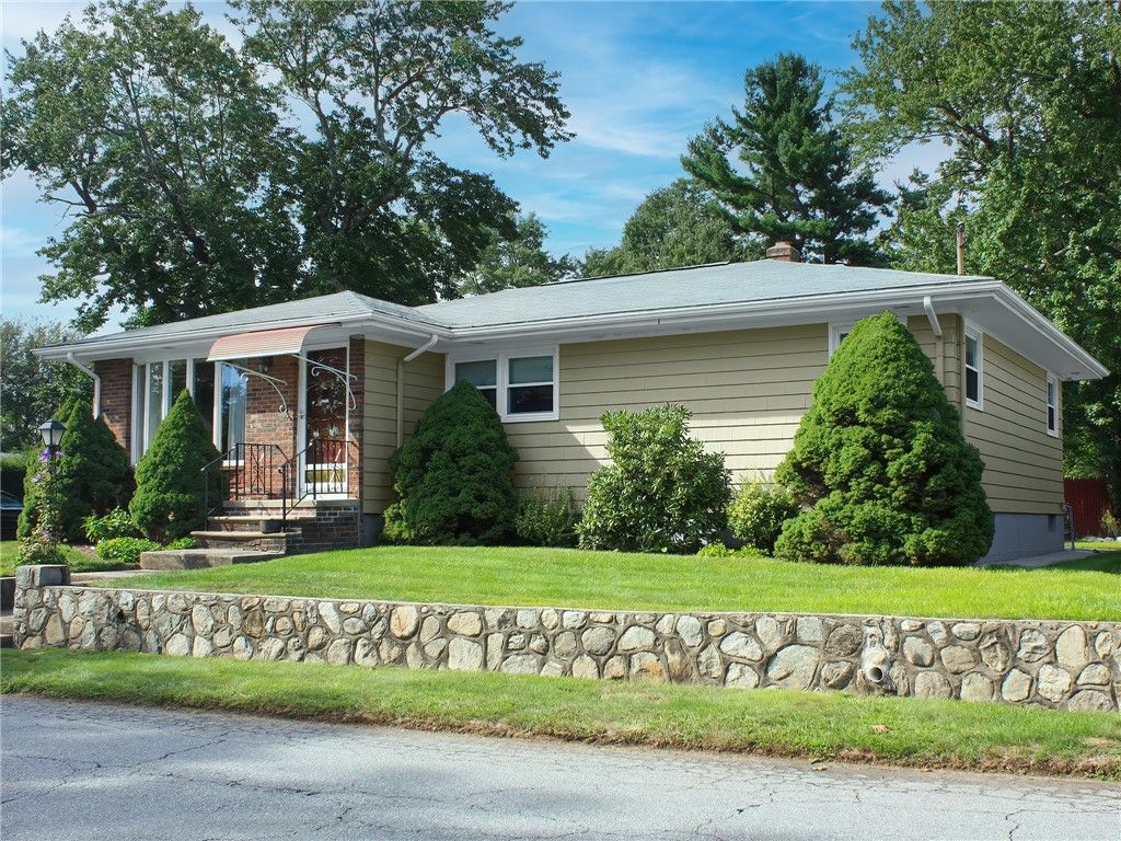 99 Stella Drive, North Providence, RI 02911