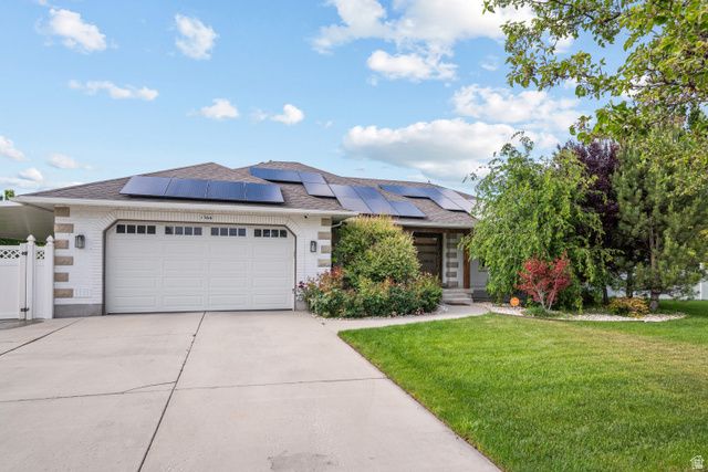 1366 W PALMER LN, South Jordan, UT 84095